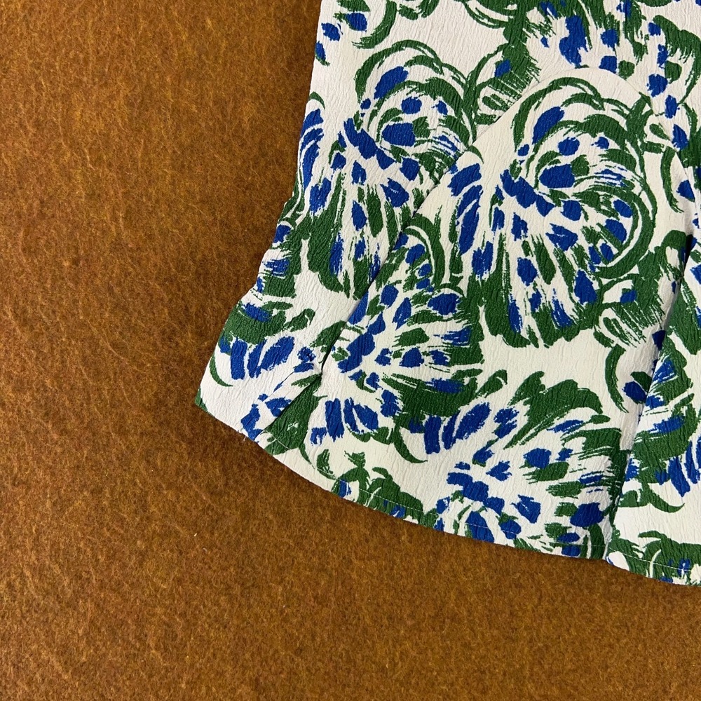 Victoria Beckham White Mini Dress with Blue and Green Floral Motif - Picture 5 of 12